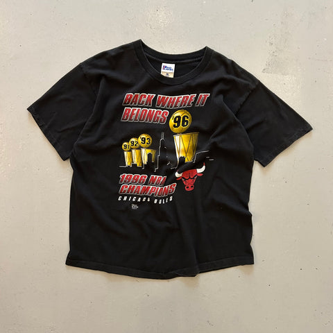 Vintage 1996 NBA Champions Chicago Bulls T-Shirt