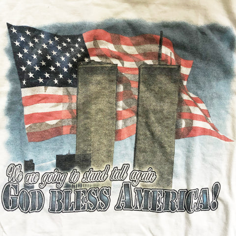 Vintage 2000s '9/11 God Bless America' T-shirt