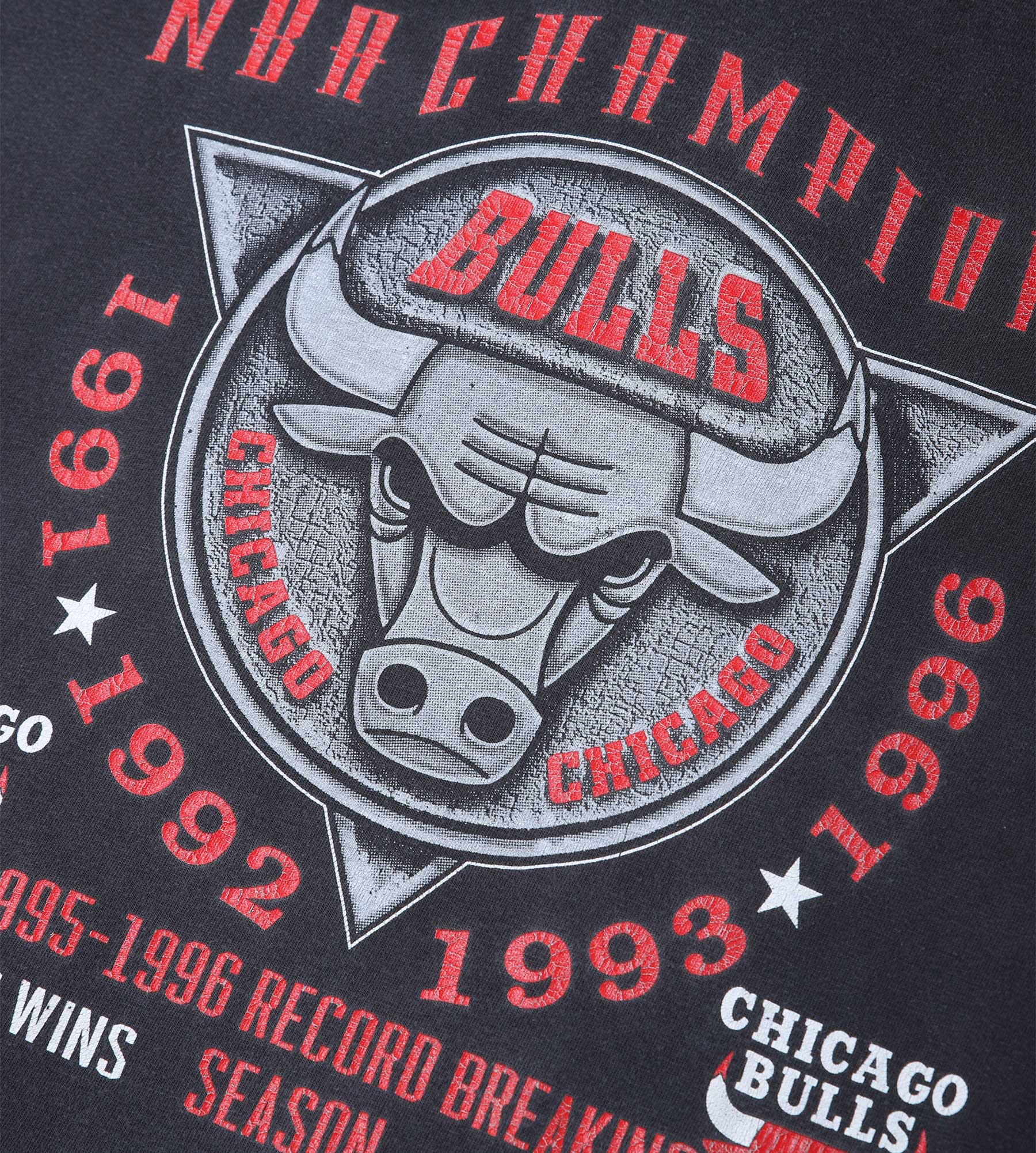 Vintage 90s Chicago Bulls T-Shirt – Sabbatical Vintage