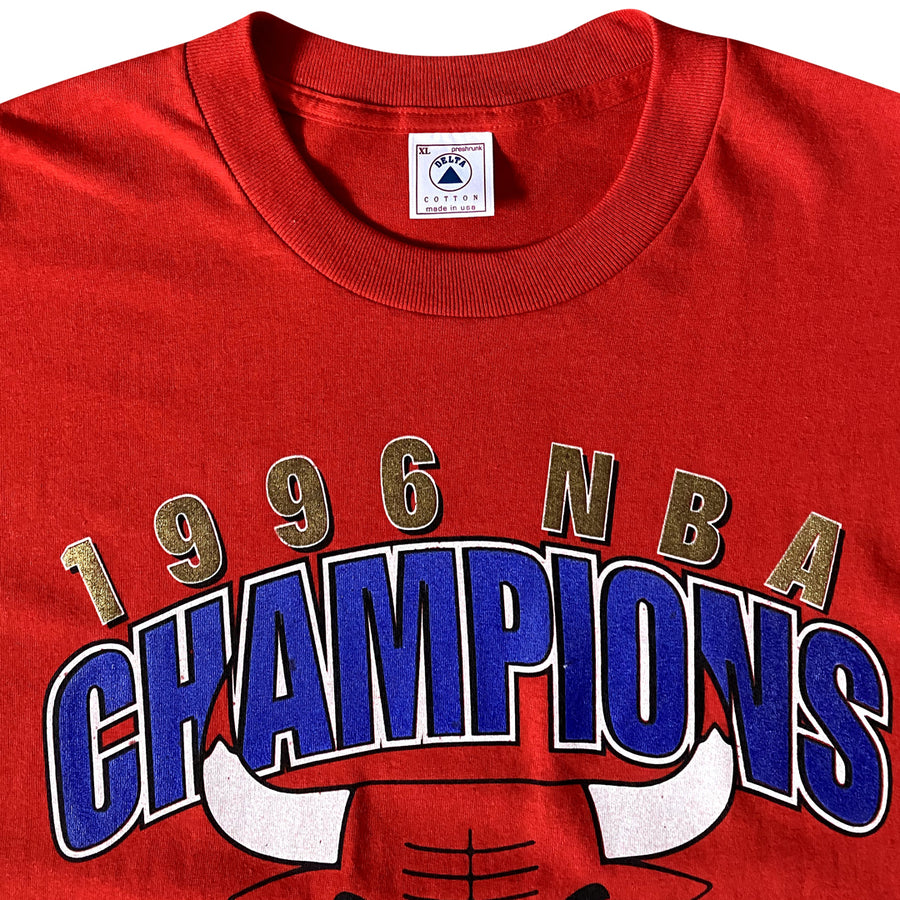 Vintage 90s Chicago Bulls '3 Peat World Champs' T-Shirt